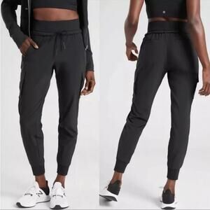 Athleta Sutton Black Pull On Drawstring Cargo Jogger Pants Women Sz 10 Mid-Rise